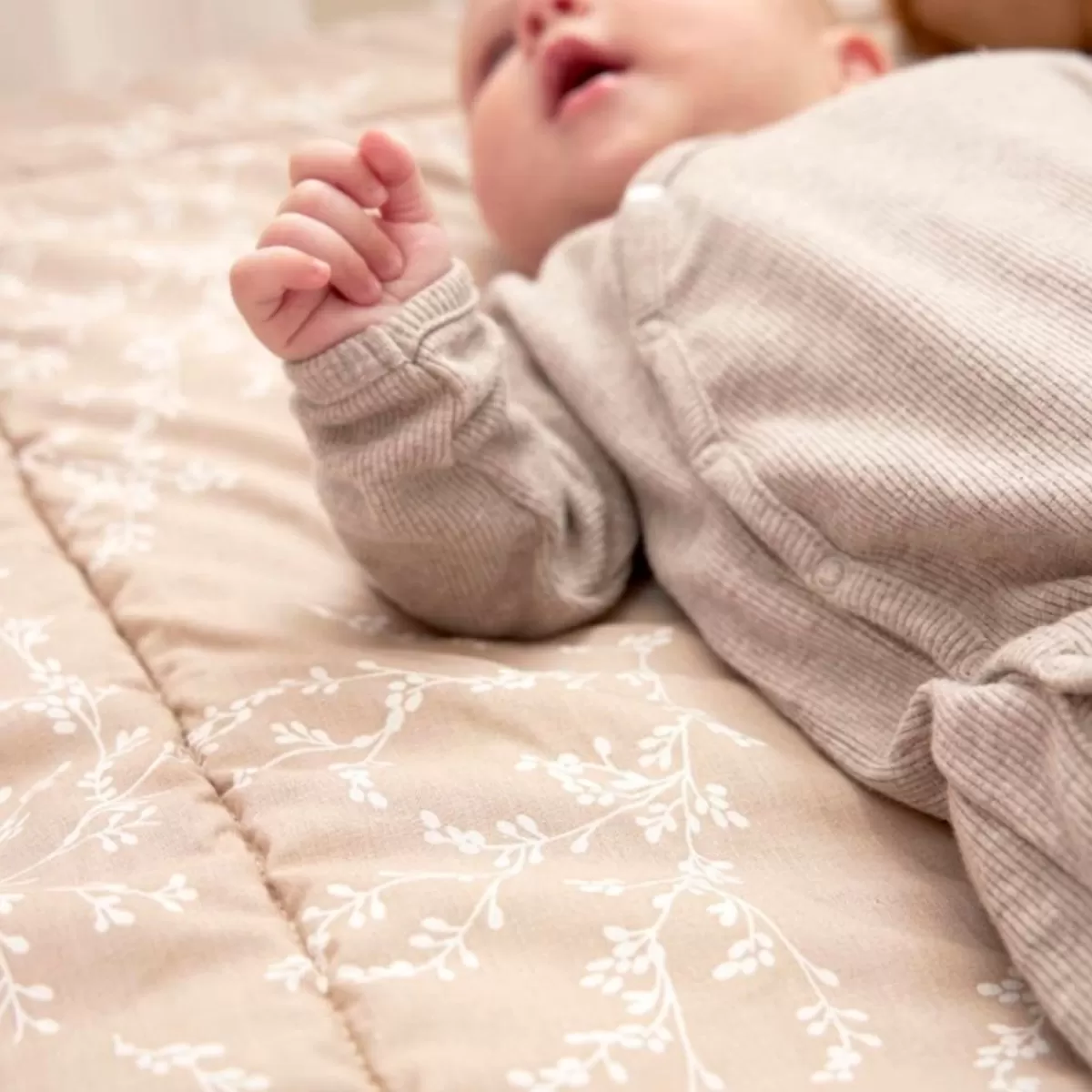 Boxkleden-Meyco Boxkleed Branches Zand 80X100Cm - Perfect Voor Stijlvolle En Comfortabele Babykamers