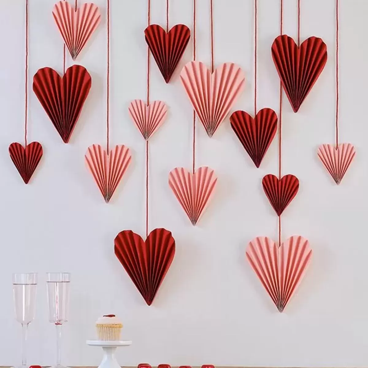 Valentijnsdag-Ginger Ray Paper Fans Hart Rood Roze (16St) Be Mine